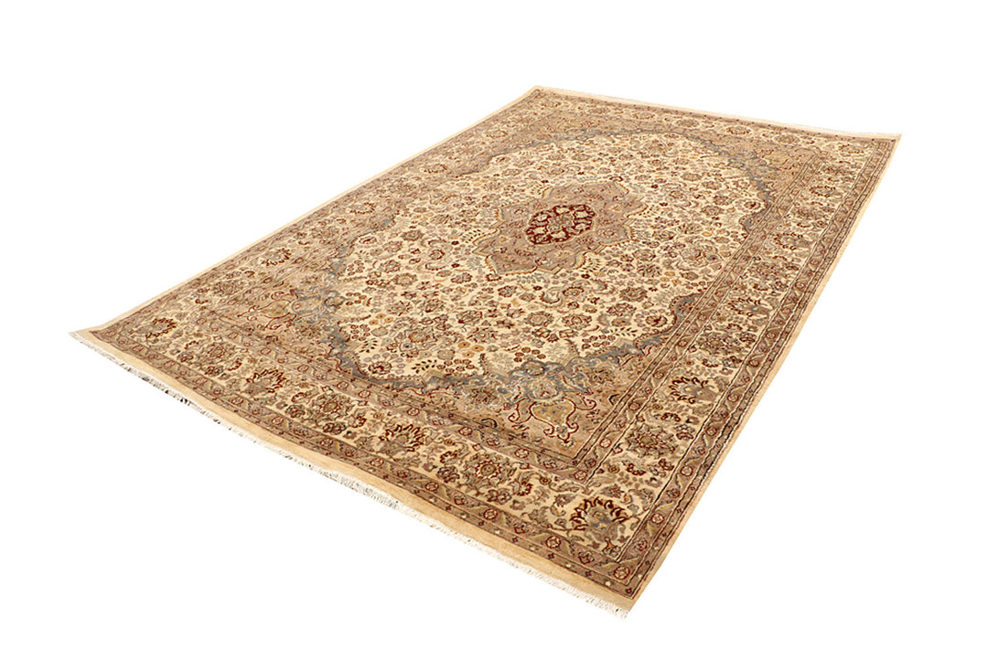 Blanched Almond Isfahan 6'  7" x 9'  9" - No. QA73264