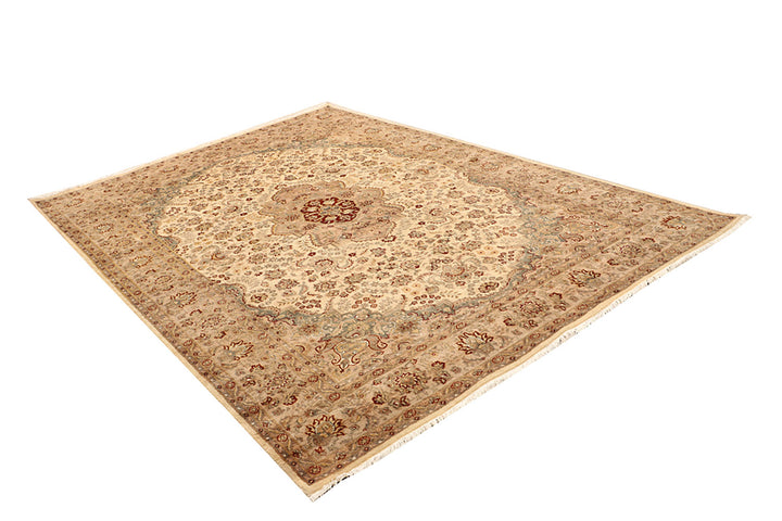 Blanched Almond Isfahan 6'  7" x 9'  7" - No. QA71044