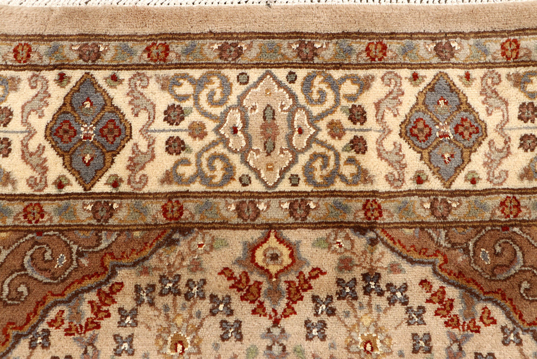Multi Colored Gombud 4' 6 x 7' 2 - No. 68489 - ALRUG Rug Store