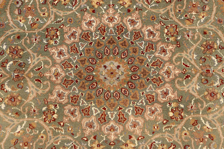 Olive Kashan 4' 6 x 7' 1 - No. 68493 - ALRUG Rug Store