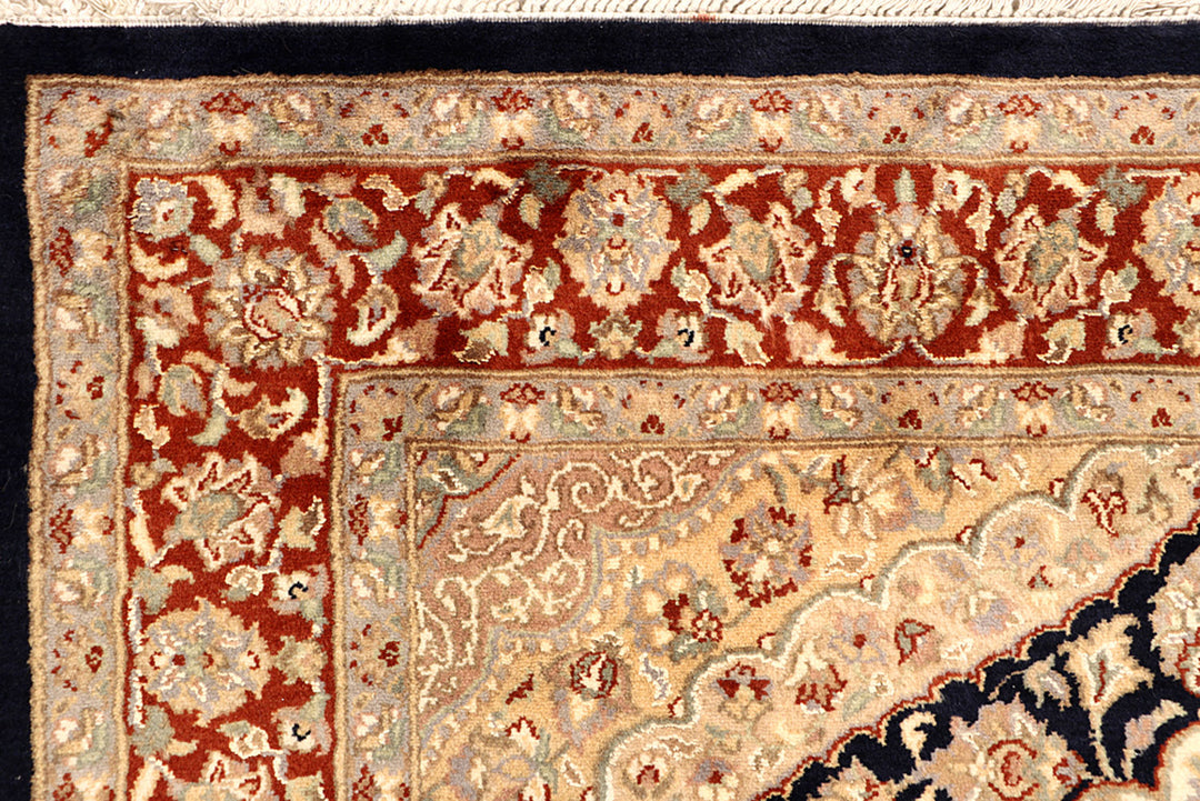 Black Isfahan 4' 7 x 7' 1 - No. 68497 - ALRUG Rug Store