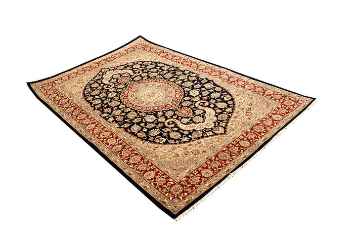 Black Isfahan 4' 7 x 7' 1 - No. 68497 - ALRUG Rug Store