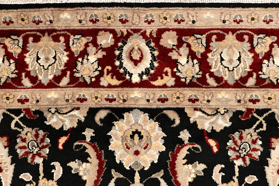 Black Mahal 4' 6 x 6' 10 - No. 68502 - ALRUG Rug Store