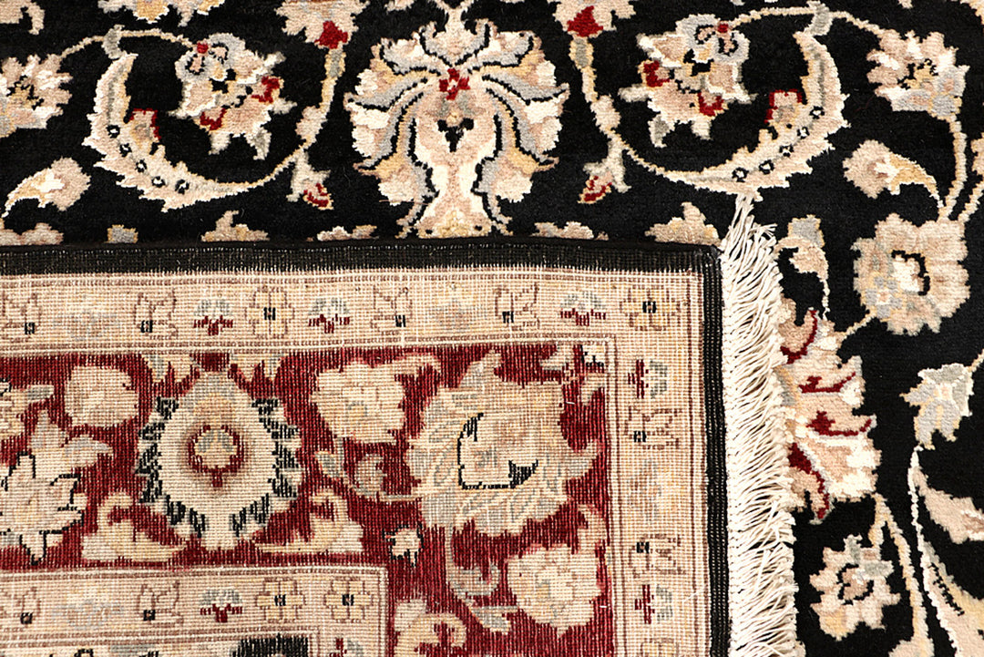 Black Mahal 4' 6 x 6' 10 - No. 68502 - ALRUG Rug Store
