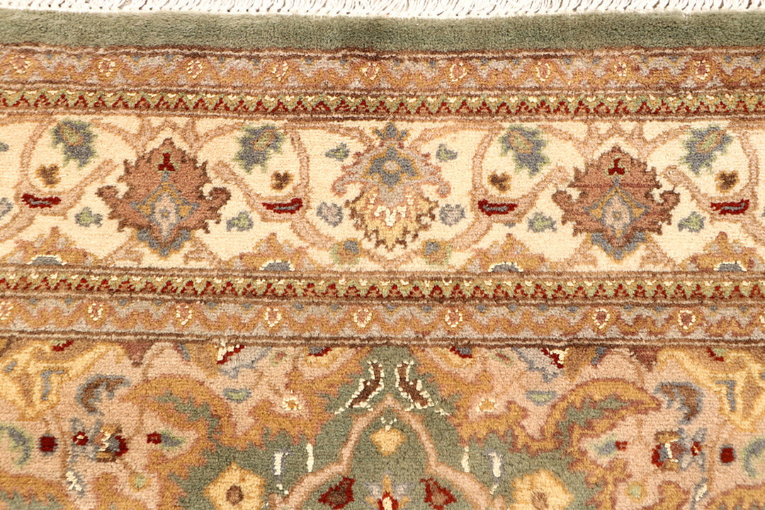Olive Kashan 4' 8 x 7' 1 - No. 68513 - ALRUG Rug Store