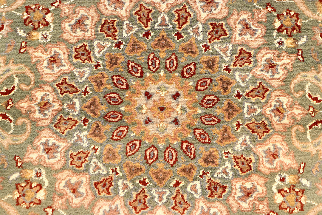 Olive Kashan 4' 8 x 7' 1 - No. 68513 - ALRUG Rug Store