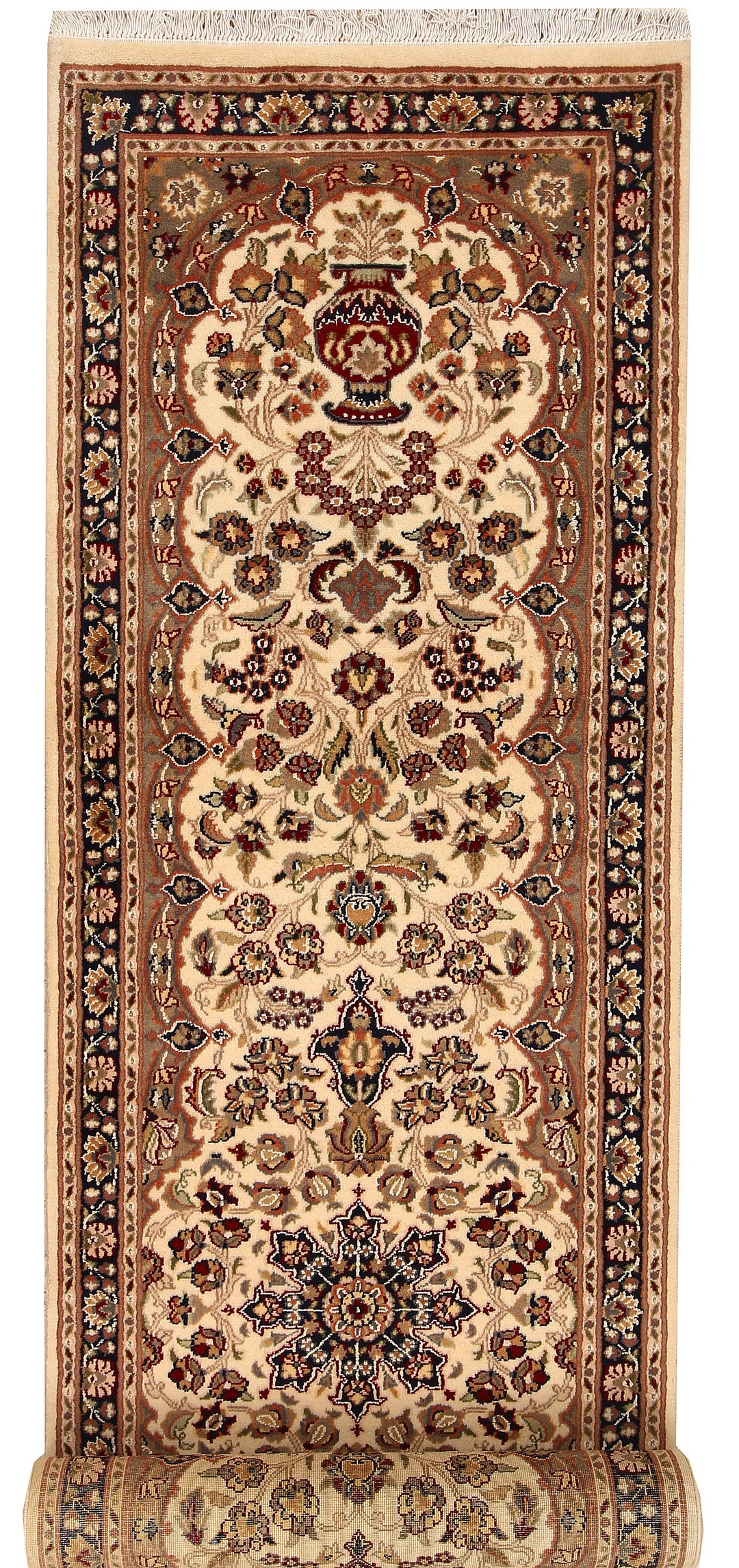 Blanched Almond Mahal 2' 7 x 10' 3 - No. 68519 - ALRUG Rug Store
