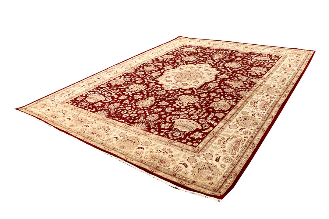 Firebrick Isfahan 9' 1 x 12' 4 - No. 68530 - ALRUG Rug Store