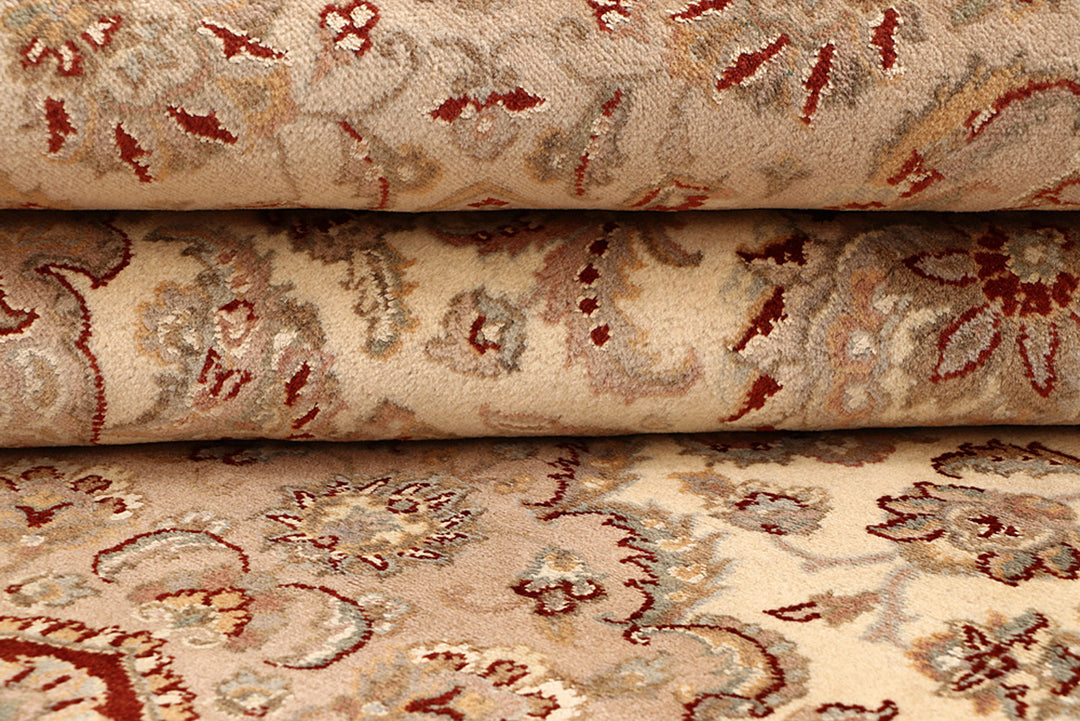 Blanched Almond Isfahan 8' 11 x 12' 4 - No. 68531 - ALRUG Rug Store