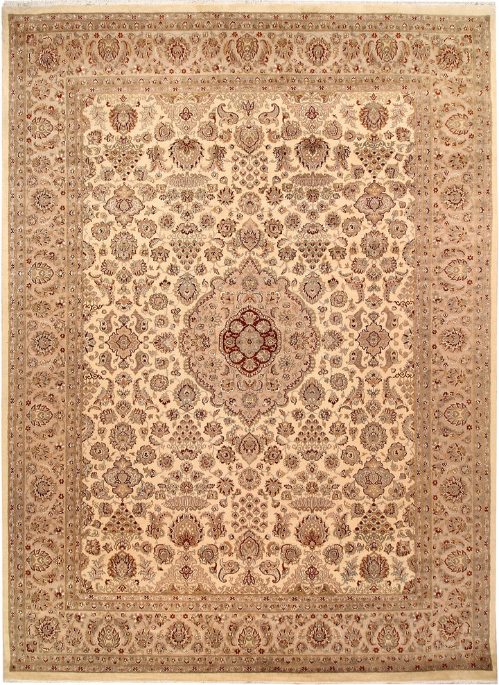 Blanched Almond Isfahan 8' 11 x 12' 4 - No. 68531 - ALRUG Rug Store