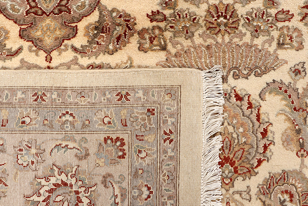 Blanched Almond Isfahan 9' 1 x 12' 2 - No. 68533 - ALRUG Rug Store