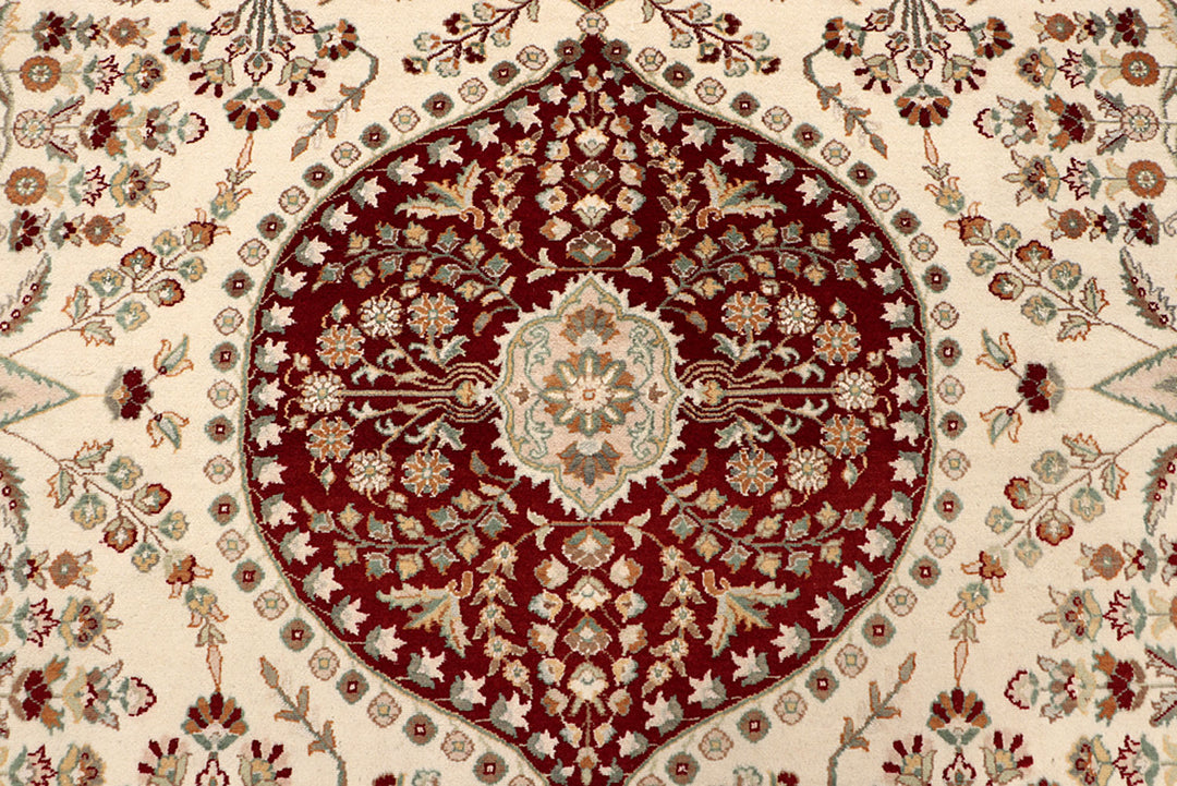Cornsilk Isfahan 8' 11 x 11' 11 - No. 68535 - ALRUG Rug Store