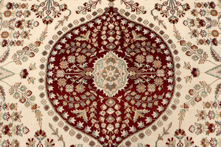 Cornsilk Isfahan 8' 11 x 11' 11 - No. 68535 - ALRUG Rug Store