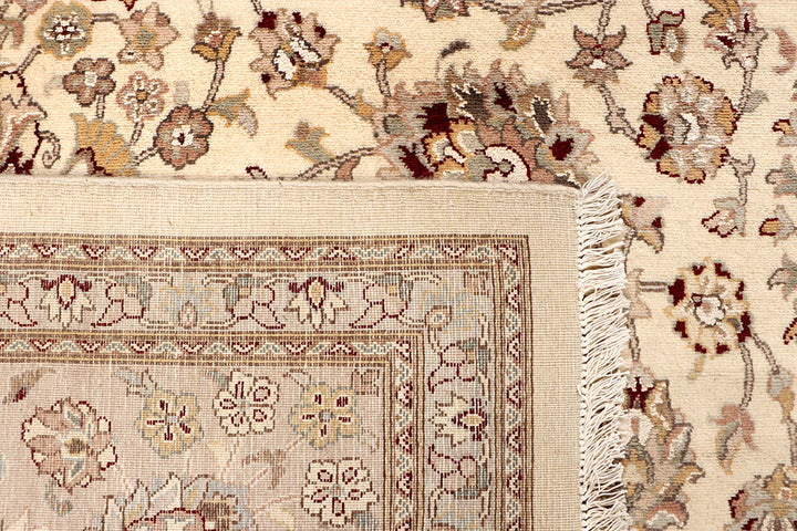 Blanched Almond Mahal 8' 11 x 12' 4 - No. 68539 - ALRUG Rug Store