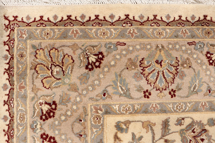 Blanched Almond Mahal 8' x 9' 9 - No. 68544 - ALRUG Rug Store