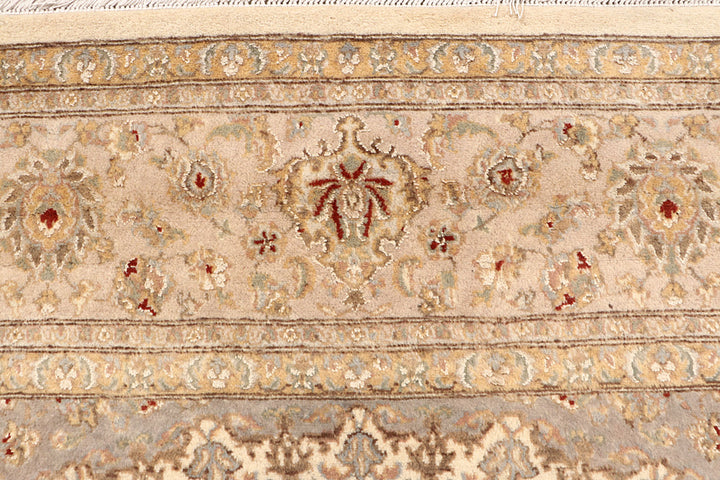Blanched Almond Isfahan 7' 11 x 10' 2 - No. 68546 - ALRUG Rug Store