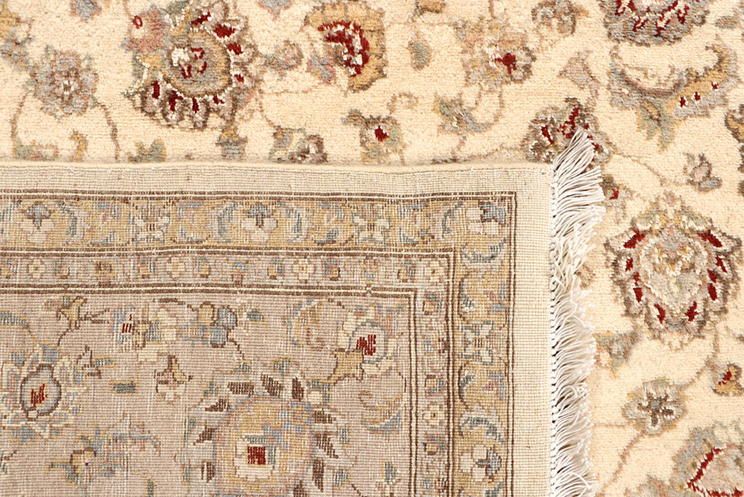 Blanched Almond Isfahan 7' 11 x 10' 2 - No. 68546 - ALRUG Rug Store