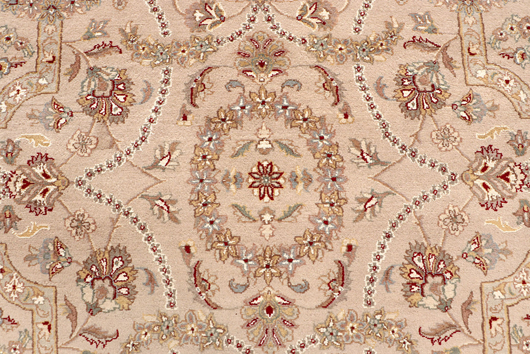 Peach Puff Mahal 7' 11 x 10' - No. 68555 - ALRUG Rug Store