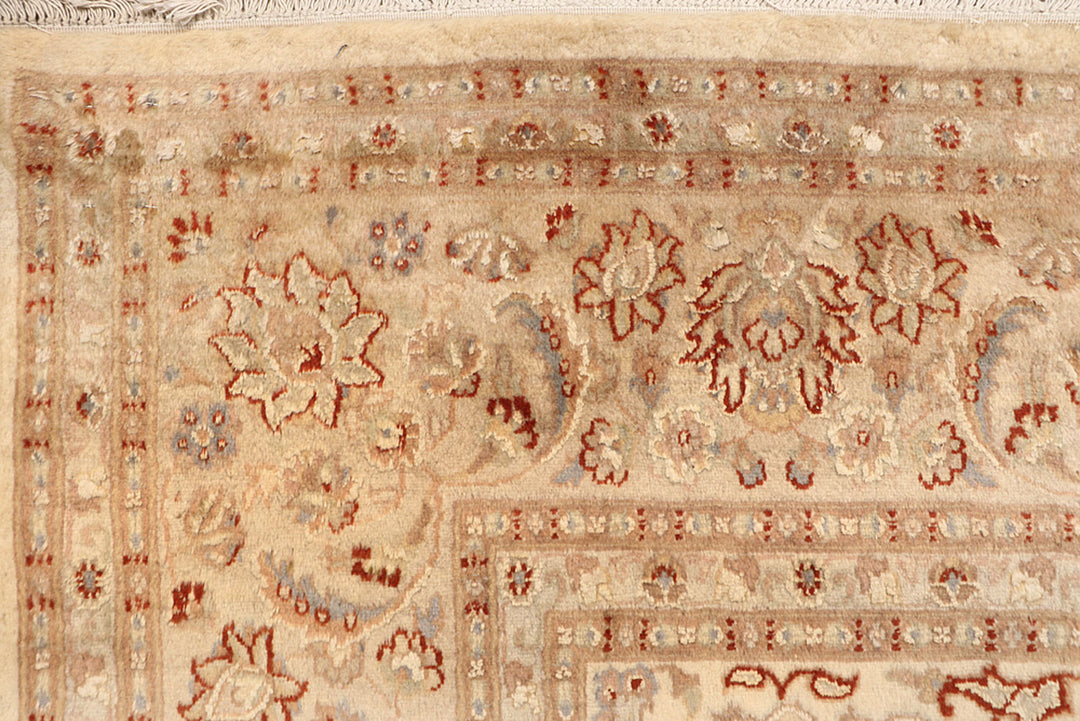 Blanched Almond Isfahan 8' x 10' 2 - No. 68560 - ALRUG Rug Store