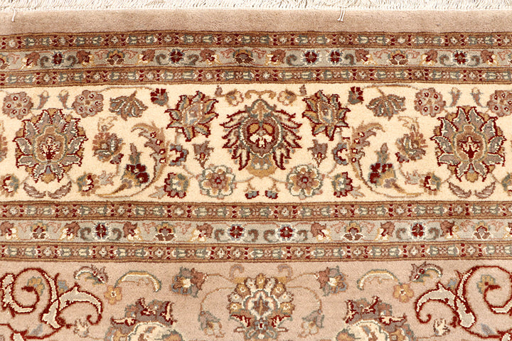 Peach Puff Isfahan 7' 11 x 10' 3 - No. 68563 - ALRUG Rug Store