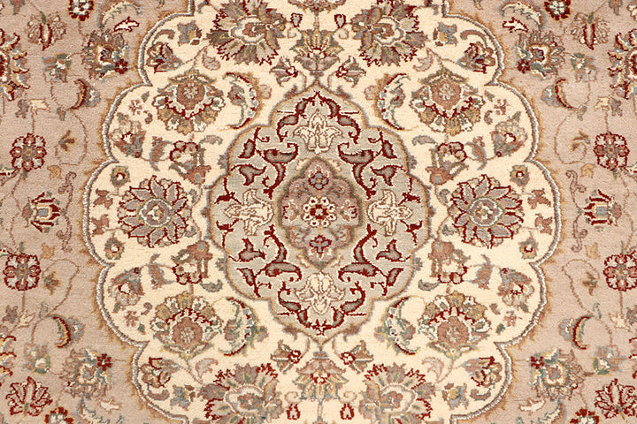 Peach Puff Isfahan 7' 11 x 10' 3 - No. 68563 - ALRUG Rug Store