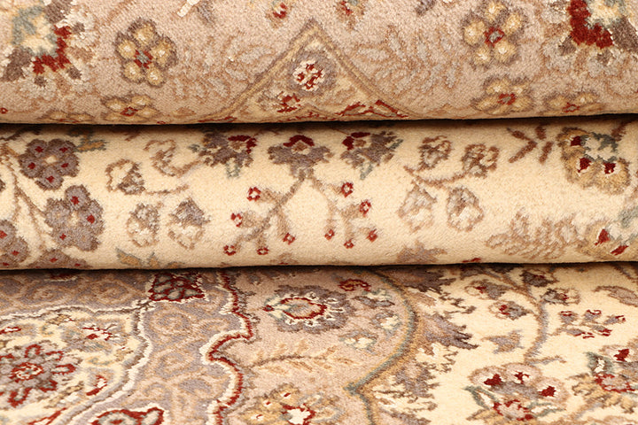Blanched Almond Isfahan 8' x 10' 5 - No. 68566 - ALRUG Rug Store