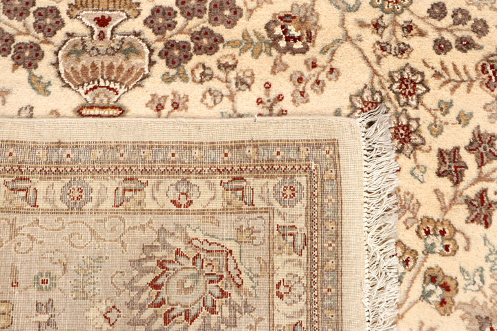 Blanched Almond Isfahan 8' x 10' 5 - No. 68566 - ALRUG Rug Store