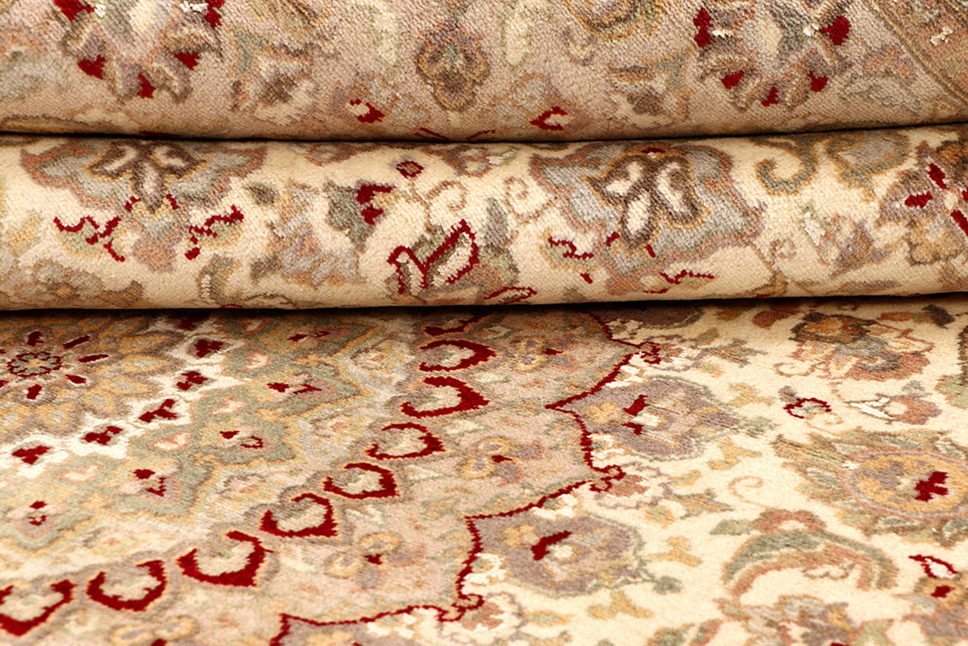 Blanched Almond Kashan 8' x 10' 3 - No. 68567 - ALRUG Rug Store