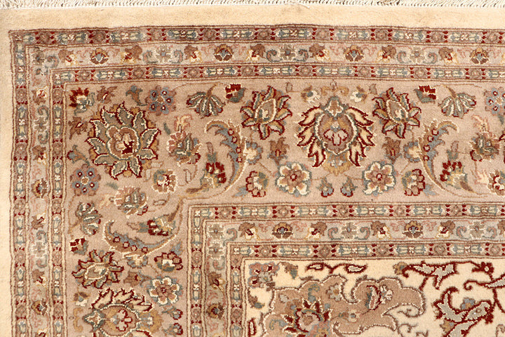 Blanched Almond Isfahan 7' 9 x 10' 1 - No. 68572 - ALRUG Rug Store