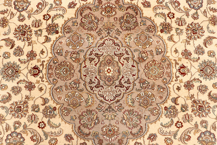 Blanched Almond Isfahan 7'  9" x 10'  1" - No. QA89669