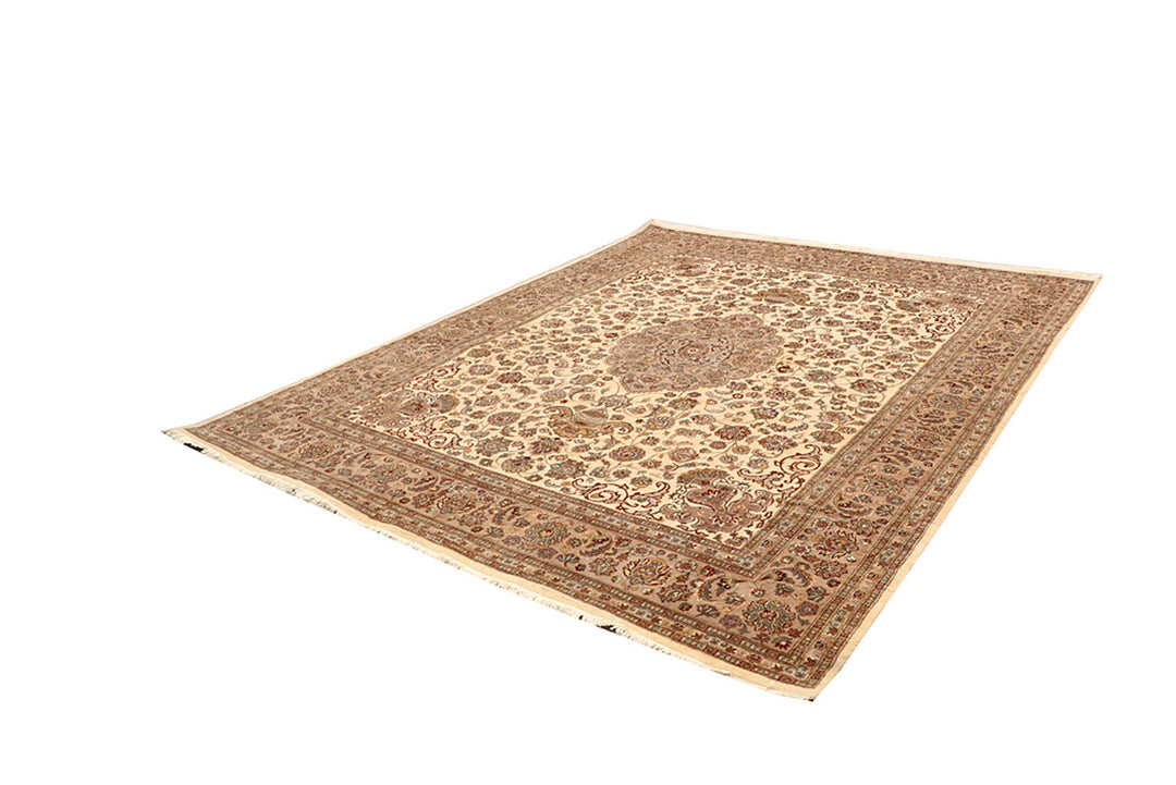 Blanched Almond Isfahan 7'  9" x 10'  1" - No. QA89669