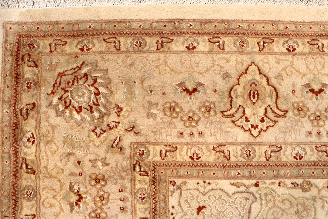 Blanched Almond Isfahan 8' x 10' 1 - No. 68577 - ALRUG Rug Store