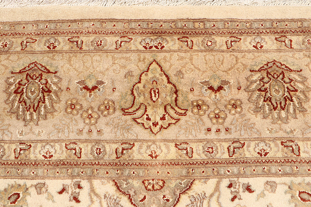 Blanched Almond Isfahan 8' x 10' 1 - No. 68577 - ALRUG Rug Store