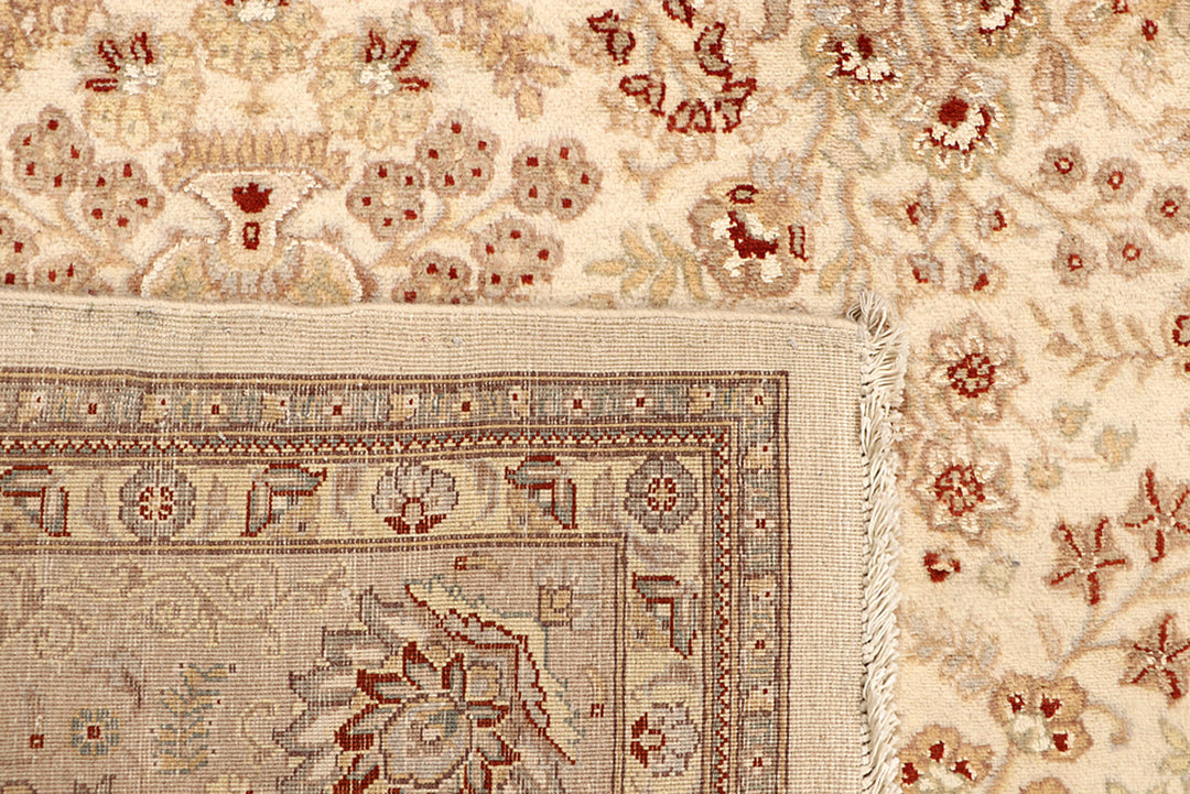 Blanched Almond Isfahan 8' x 10' 1 - No. 68577 - ALRUG Rug Store