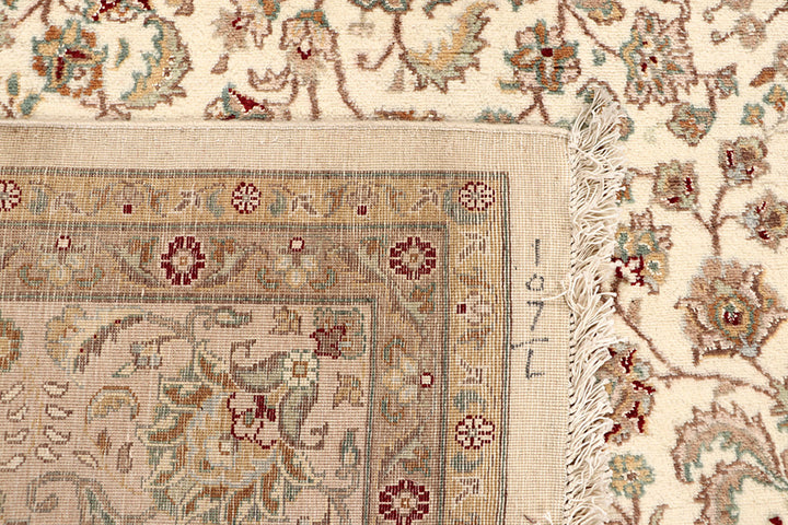 Blanched Almond Isfahan 7' 10 x 9' 11 - No. 68586 - ALRUG Rug Store