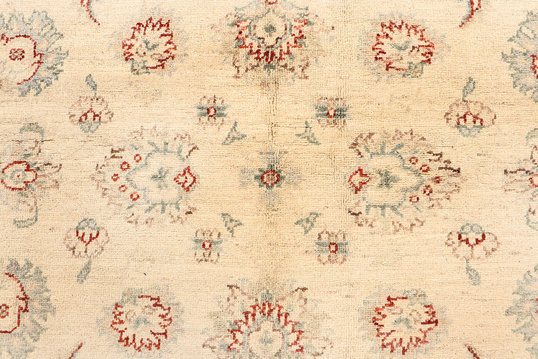 Cornsilk Ziegler 5' 4 x 7' 9 - No. 68598 - ALRUG Rug Store