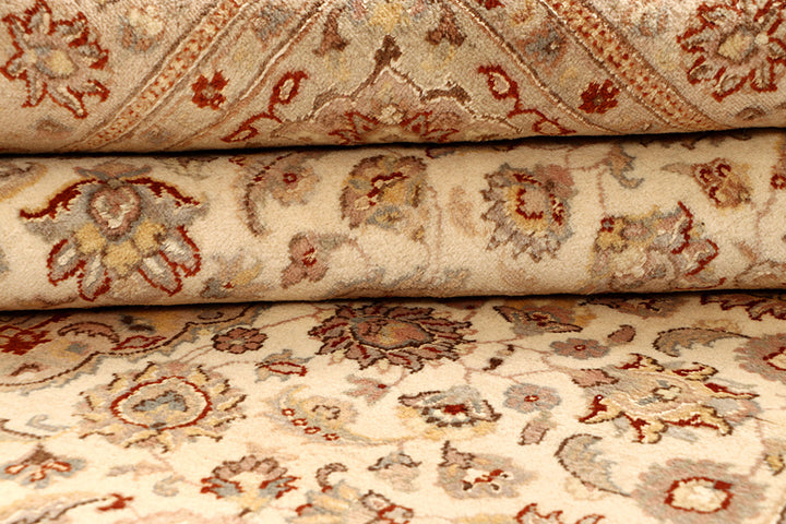 Blanched Almond Isfahan 5' 5 x 7' 11 - No. 68742 - ALRUG Rug Store