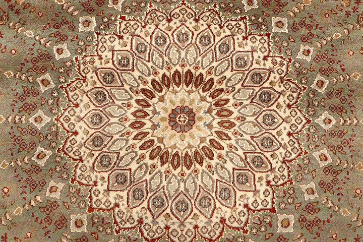 Olive Gombud 5' 6 x 8' 1 - No. 68743 - ALRUG Rug Store
