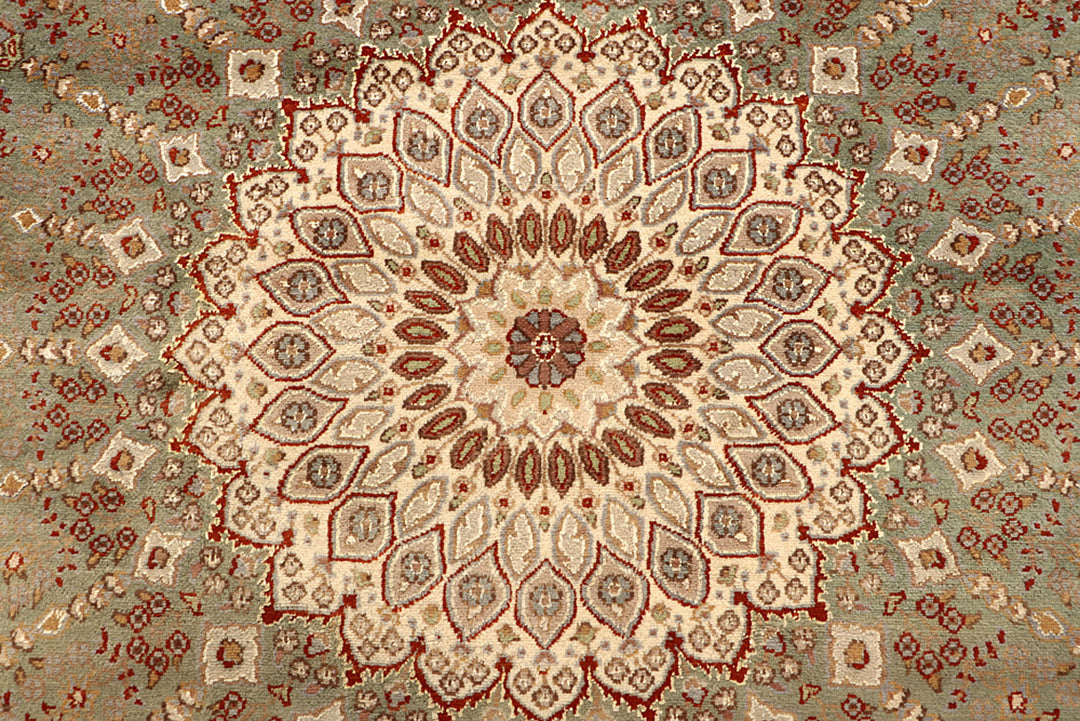 Olive Gombud 5' 6 x 8' 2 - No. 68745 - ALRUG Rug Store