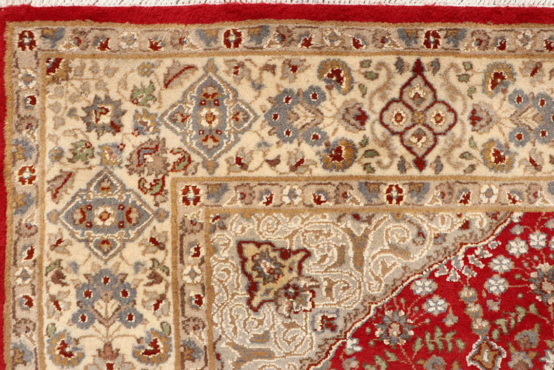 Firebrick Gombud 5' 6 x 8' - No. 68751 - ALRUG Rug Store