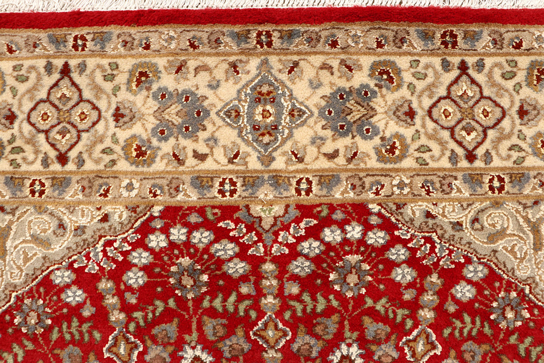 Firebrick Gombud 5' 6 x 8' - No. 68751 - ALRUG Rug Store