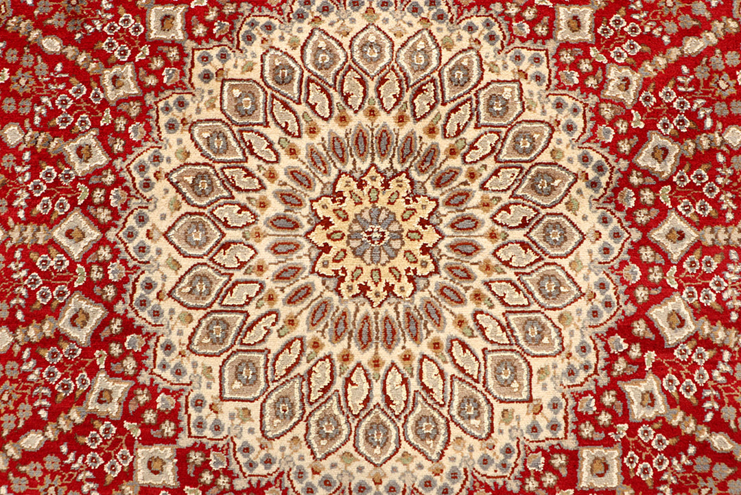 Firebrick Gombud 5' 6 x 8' - No. 68751 - ALRUG Rug Store