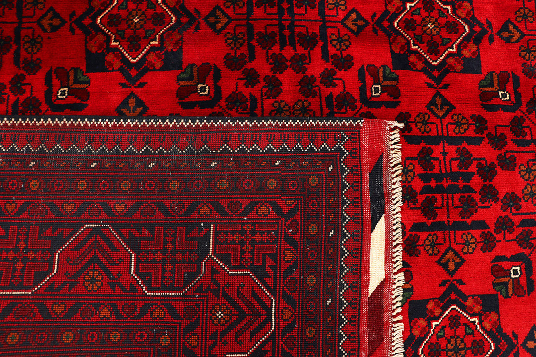 Dark Red Khal Mohammadi 4'  9" x 6'  6" - No. QA19598