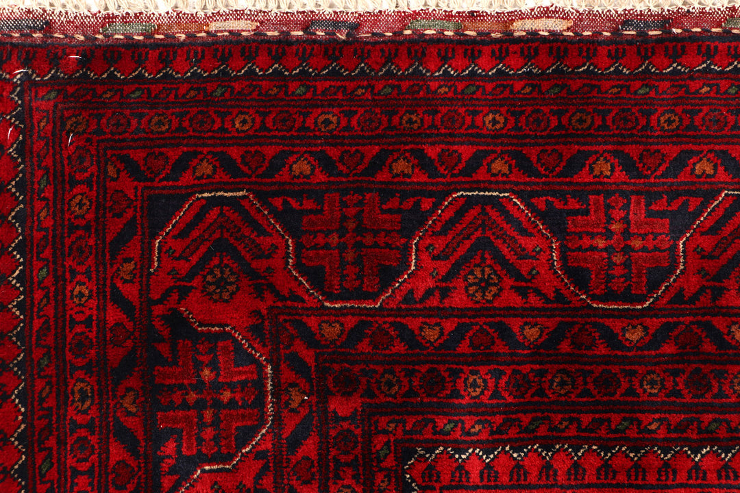 Dark Red Khal Mohammadi 4' 9 x 6' 4 - No. 68914