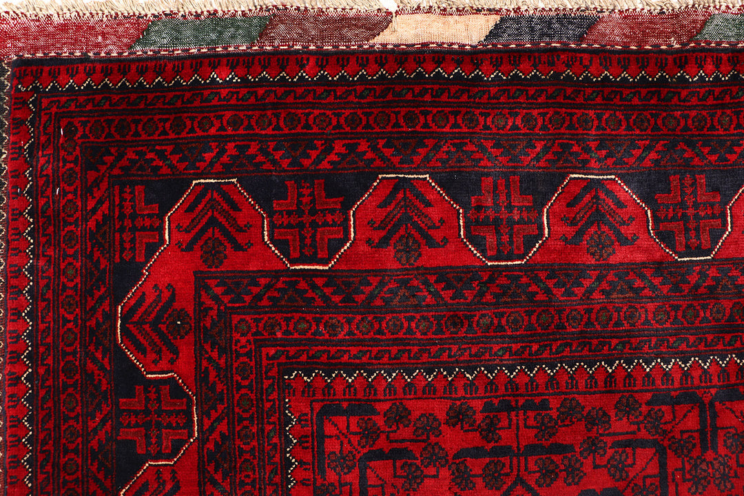 Dark Red Khal Mohammadi 6'  6" x 9'  2" - No. QA97582