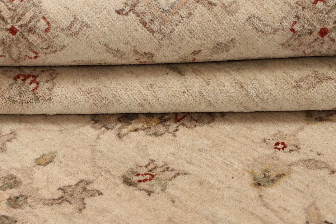 Blanched Almond Ziegler 7' 10 x 9' 8 - No. 69091 - ALRUG Rug Store