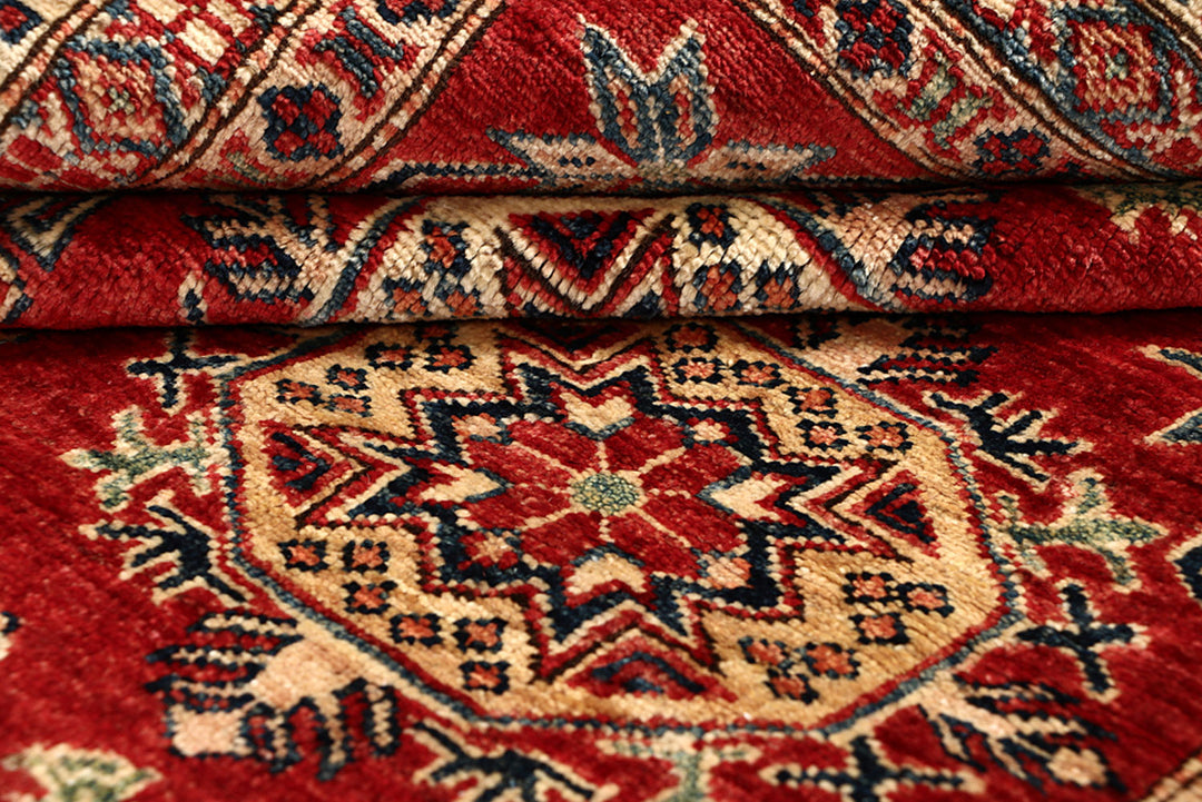 Firebrick Kazak 5' 8 x 8' - No. 69137