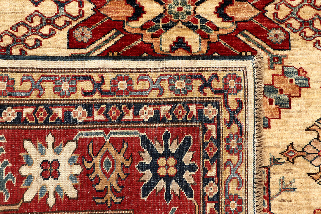 Cornsilk Kazak 5' x 6' 6 - No. 69139