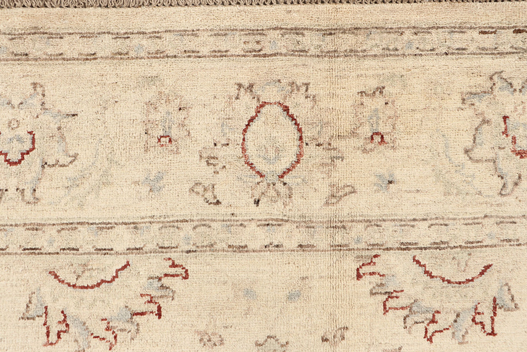 Bisque Oushak 5' 6 x 7' 9 - No. 69157