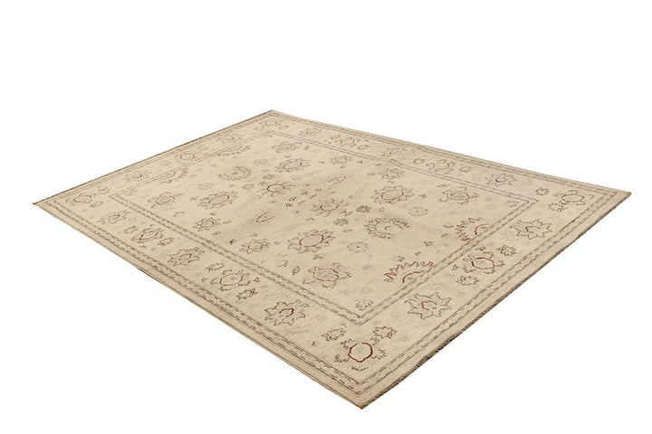 Bisque Oushak 5' 6 x 7' 9 - No. 69157